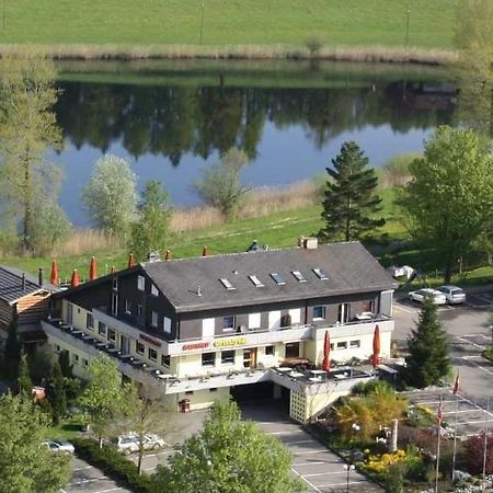 Erlebnisland Grizzlybaer Hotell Langenbuhl Exteriör bild