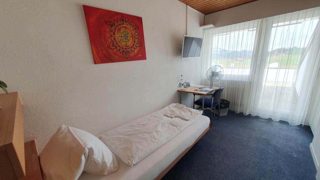 Erlebnisland Grizzlybaer Hotell Langenbuhl Exteriör bild