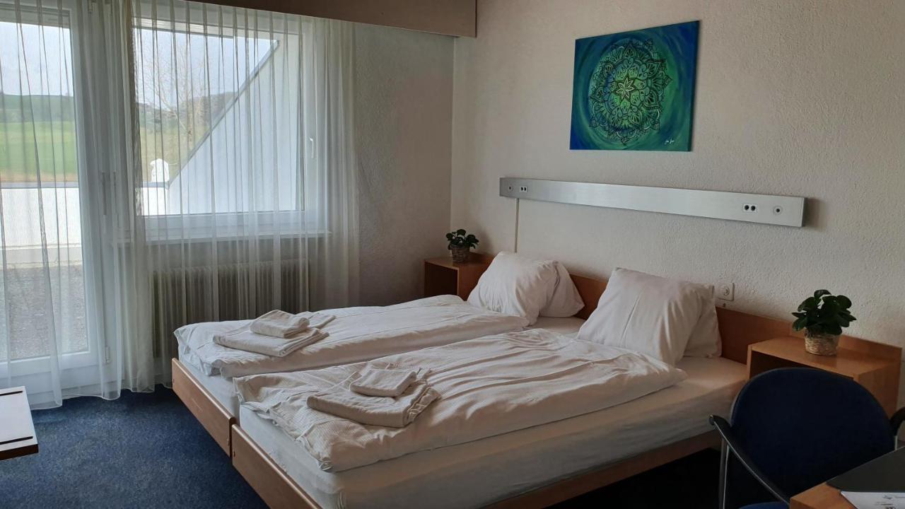 Erlebnisland Grizzlybaer Hotell Langenbuhl Exteriör bild