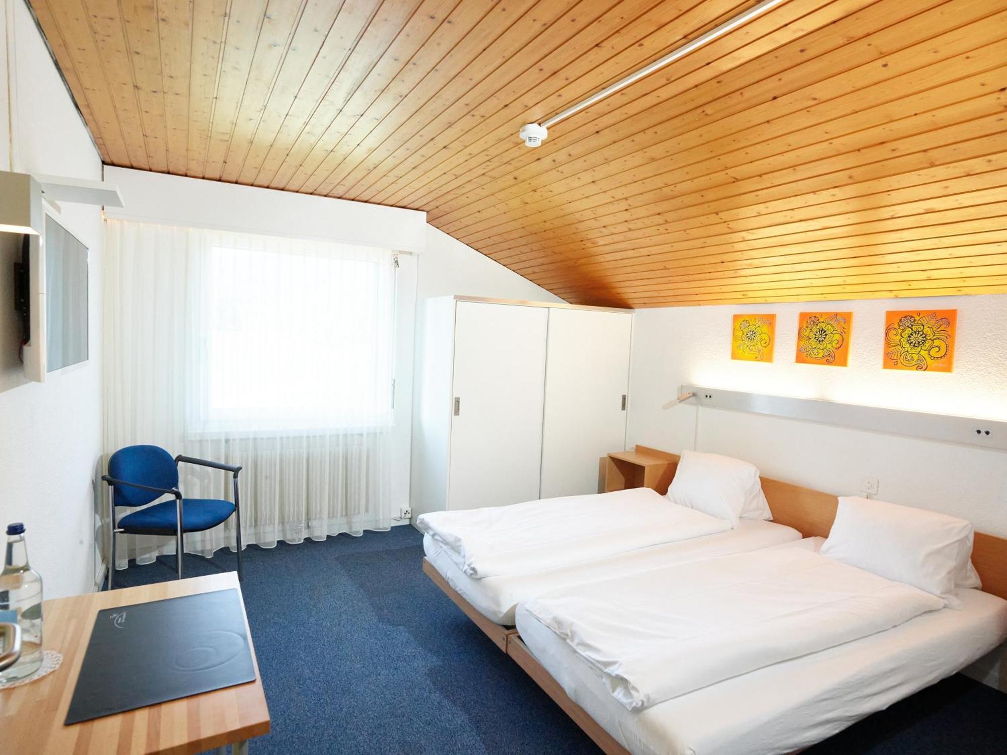 Erlebnisland Grizzlybaer Hotell Langenbuhl Exteriör bild